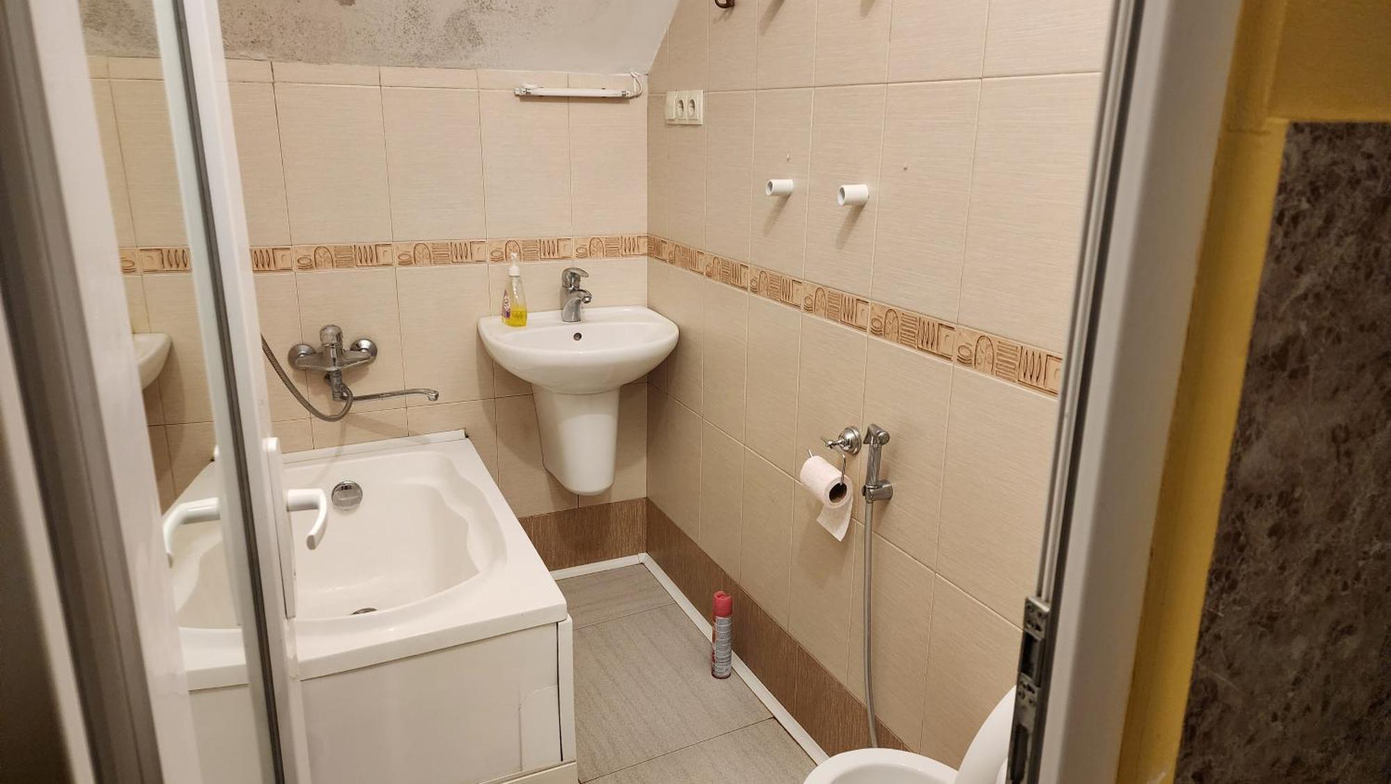 Gallary Hostel Tbilisi Bagian luar foto