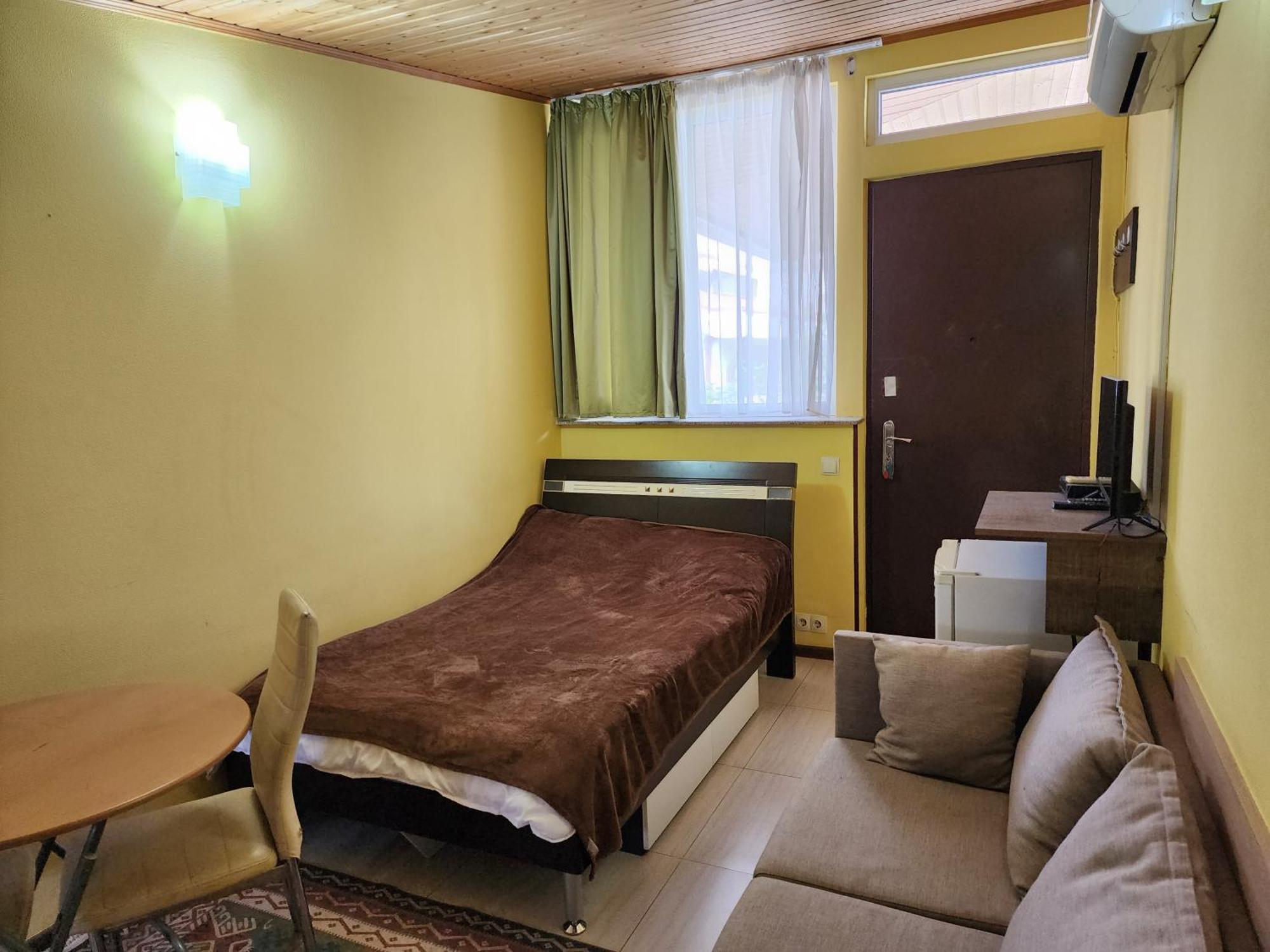 Gallary Hostel Tbilisi Bagian luar foto