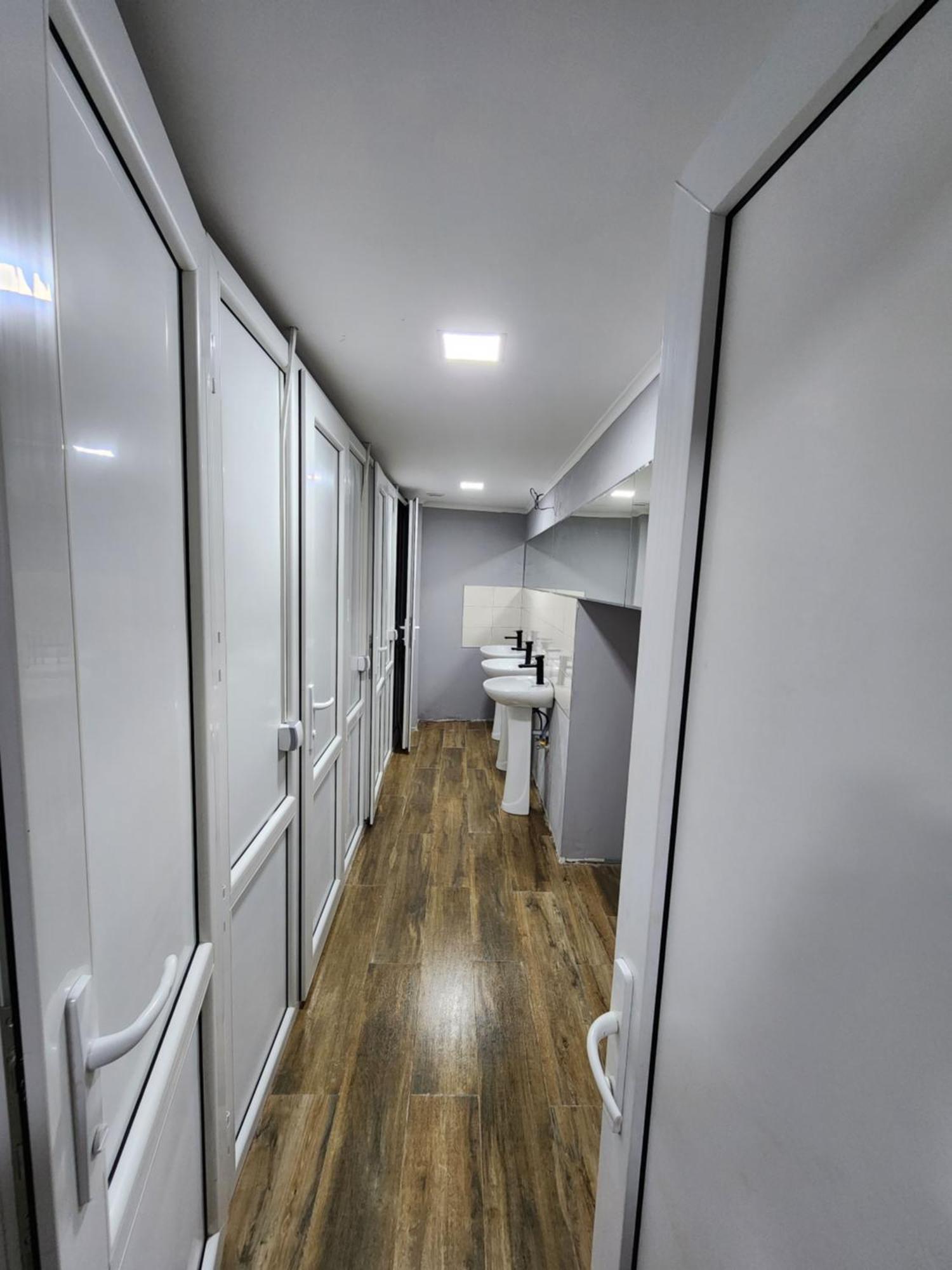 Gallary Hostel Tbilisi Bagian luar foto