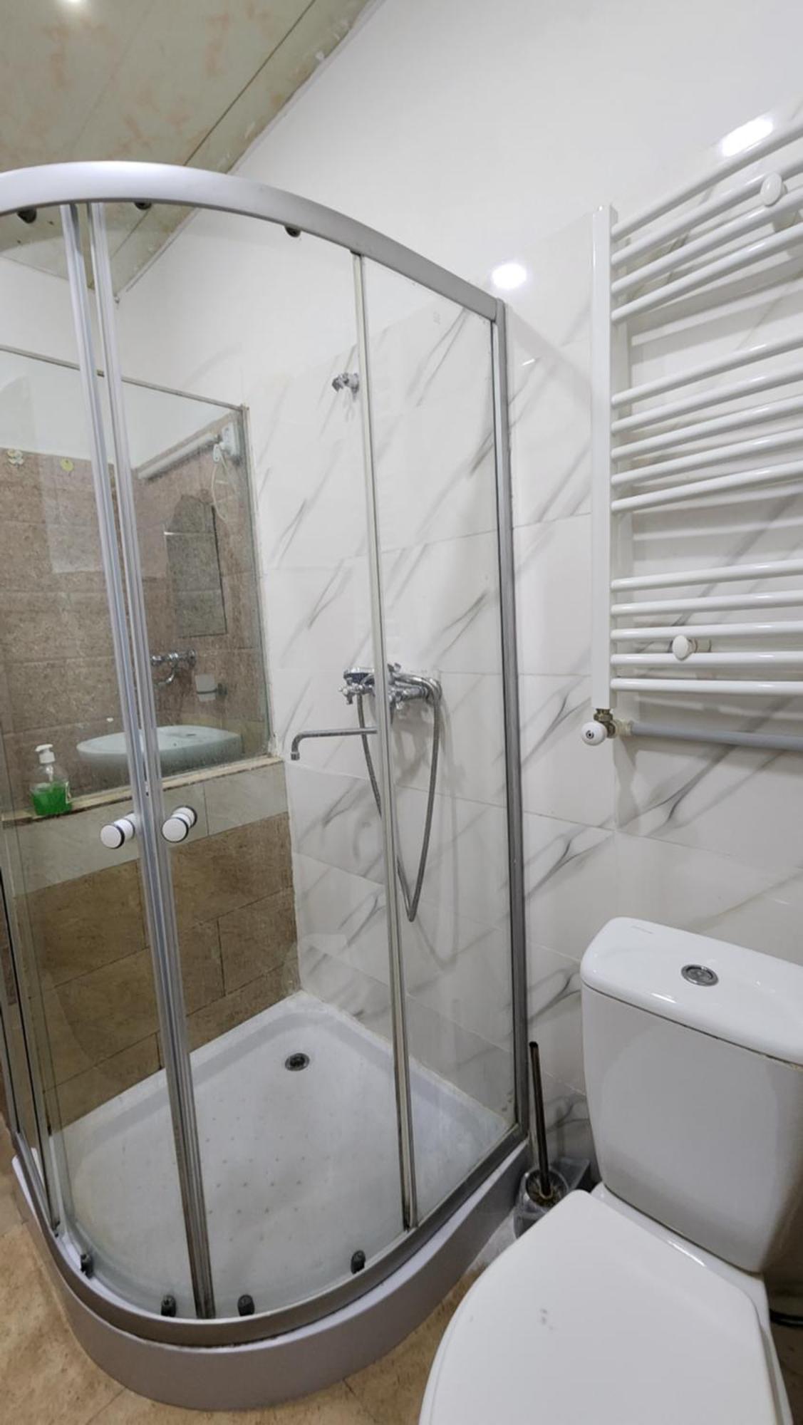 Gallary Hostel Tbilisi Bagian luar foto