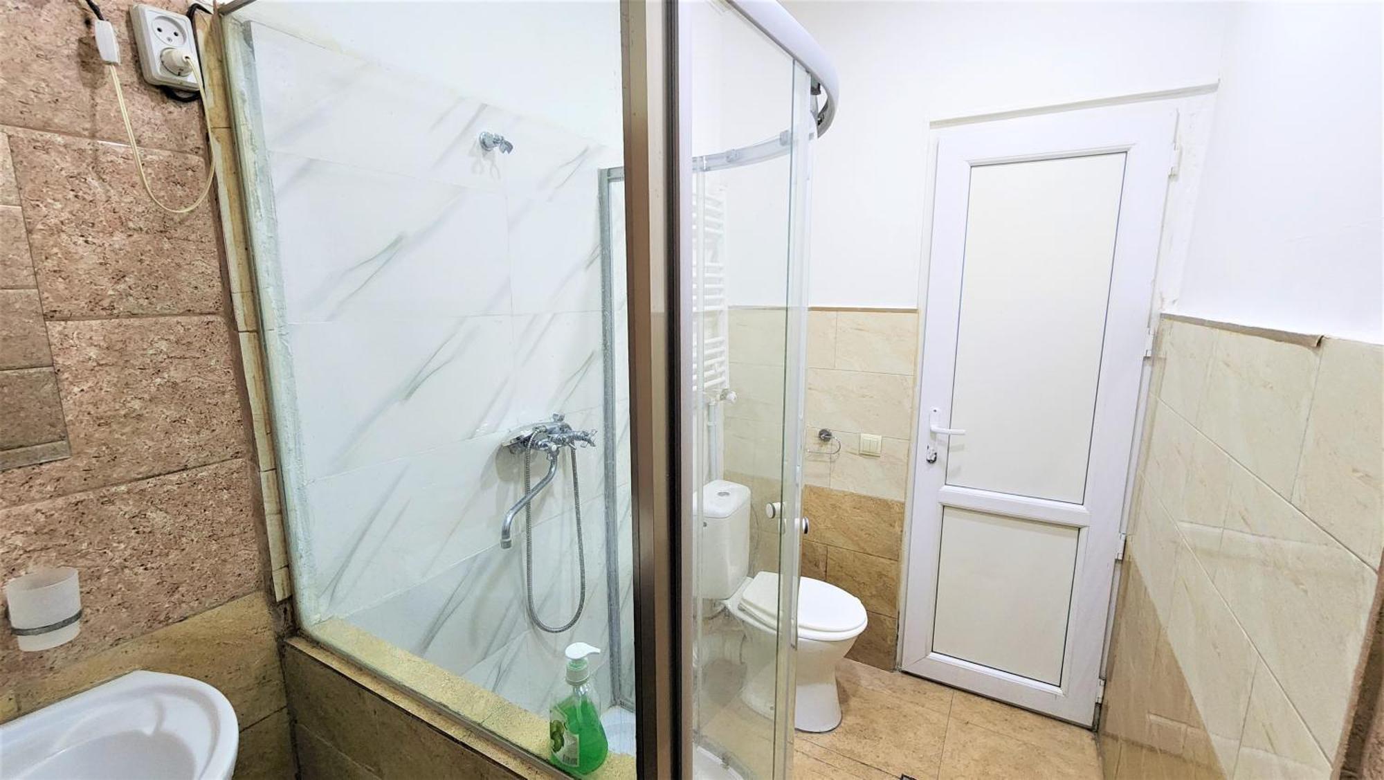 Gallary Hostel Tbilisi Bagian luar foto